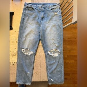 American Eagle Outfitters Mom Jeans